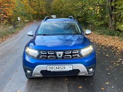 Blau Gebraucht 2022 Dacia Duster Prestige SUV | 15.900 € (Fairer Preis)