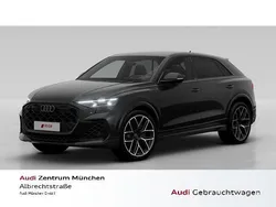 Mythosschwarz metallic Gebraucht 2025 Audi RS Q8 Ambiente SUV | 149.192 €