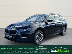 Schwarz Gebraucht 2024 Skoda Octavia Selection Kombi | 46.590 €