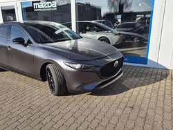 Machine gray Gebraucht 2025 Mazda 3 Nagisa Limousine | 31.940 € (Fairer Preis)