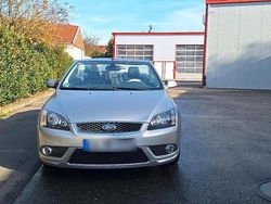 Silber Gebraucht 2007 Ford Focus Cabriolet Cabrio | 6.999 €