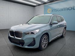 Grün Neu 2025 BMW iX1 M Sport SUV | 57.299 € (Etwas zu teuer)