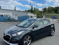 Schwarz Gebraucht 2016 Hyundai i30 Turbo Coupé | 10.900 € (Fairer Preis)