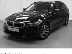 Schwarz Gebraucht 2022 BMW 320e Advantage Limousine | 25.990 € (Etwas zu teuer)