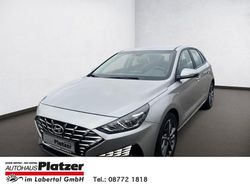 Silber Gebraucht 2024 Hyundai i30 Trend Limousine | 18.490 € (Fairer Preis)