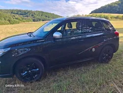 Schwarz Gebraucht 2018 Suzuki Vitara Comfort SUV | 13.500 € (Guter Preis)