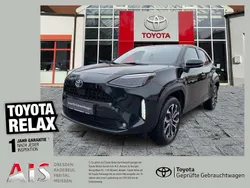 Black mica / ink Gebraucht 2022 Toyota Yaris Cross Team SUV | 23.990 € (Fairer Preis)