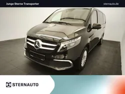 Schwarz Gebraucht 2023 Mercedes V300 Van / Kleinbus | 64.950 € (Fairer Preis)