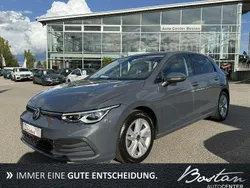 Grau Gebraucht 2020 VW Golf VII Life Limousine | 17.900 € (Fairer Preis)