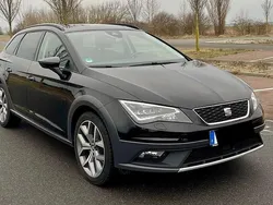 Schwarz Gebraucht 2016 Seat Leon X-Perience Kombi | 13.200 € (Fairer Preis)