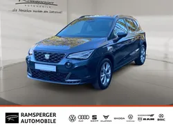 Grau magnetic grau metallic metallic Gebraucht 2024 Seat Arona FR SUV | 22.460 € (Fairer Preis)