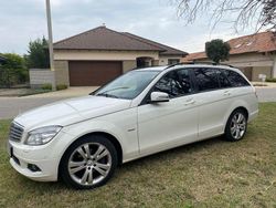 Weiß Gebraucht 2011 Mercedes C200 Avantgarde Kombi | 5.220 € (Fairer Preis)