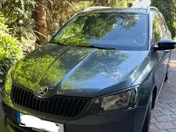 Andere farben Gebraucht 2016 Skoda Fabia Active Kombi | 8.750 € (Fairer Preis)