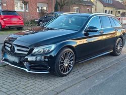 Schwarz Gebraucht 2015 Mercedes C200 AMG line Kombi | 13.000 €
