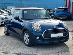 Blau Gebraucht 2017 Mini ONE Kleinwagen | 9.995 € (Fairer Preis)