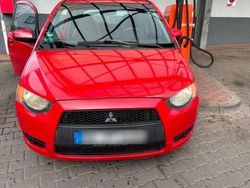 Rot Gebraucht 2009 Mitsubishi Colt Top Kleinwagen | 1.900 € (Fairer Preis)