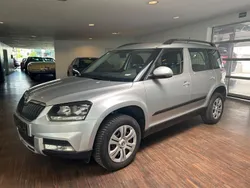 Silber Gebraucht 2016 Skoda Yeti Active SUV | 12.490 € (Fairer Preis)