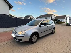 Schwarz Gebraucht 2006 VW Golf V Comfortline Kombi | 2.199 € (Guter Preis)
