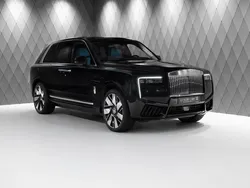 Schwarz Neu 2025 Rolls Royce Cullinan SUV | 618.503 €