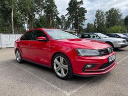 Rot Gebraucht 2016 VW Jetta Limousine | 8.700 € (Fairer Preis)