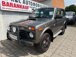 Grau Gebraucht 2020 Lada Taiga SUV | 13.999 € (Etwas zu teuer)