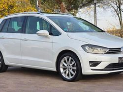 Weiß Gebraucht 2014 VW Golf Sportsvan Highline Van / Kleinbus | 12.800 € (Fairer Preis)