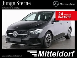 Schwarz Gebraucht 2024 Mercedes B180 Advanced Van / Kleinbus | 33.880 € (Teuer)