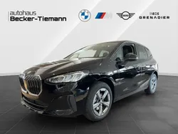 Schwarz Neu 2024 BMW 218 Active Tourer Sport Line Van / Kleinbus | 33.690 € (Guter Preis)