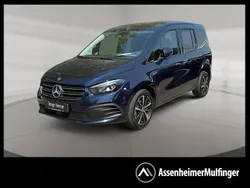 Blau Gebraucht 2024 Mercedes T180 Progressive Van / Kleinbus | 31.479 € (Etwas zu teuer)