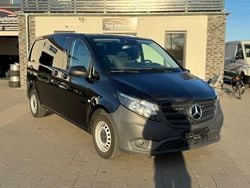 Schwarz Gebraucht 2021 Mercedes Vito Van / Kleinbus | 18.921 € (Superpreis)