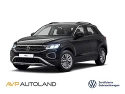 Deep black perleffekt Gebraucht 2024 VW T-Roc Life SUV | 29.830 € (Guter Preis)