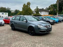 Grau Gebraucht 2008 VW Golf VI Kombi | 1.650 €