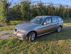 Grau Gebraucht 2011 BMW 320 Sport Line Kombi | 5.200 € (Guter Preis)