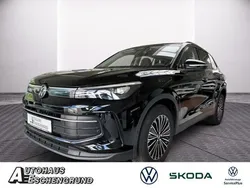 Gold Gebraucht 2024 VW Tiguan Goal SUV | 39.789 €