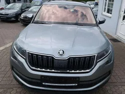 Seda business/business grey Gebraucht 2020 Skoda Kodiaq Drive SUV | 22.900 € (Superpreis)