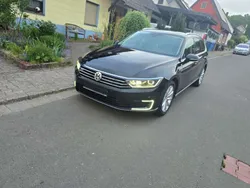 Deep black perleffekt Gebraucht 2016 VW Passat GTE Kombi | 12.999 € (Fairer Preis)