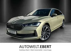 Ice tea gelb Gebraucht 2024 Skoda Superb LAURIN & KLEMENT Kombi | 47.690 €