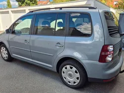 Grau Gebraucht 2009 VW Touran Trendline Van / Kleinbus | 2.950 € (Guter Preis)