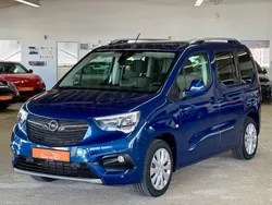 Blau Gebraucht 2018 Opel Combo Innovation Van / Kleinbus | 20.890 € (Etwas zu teuer)