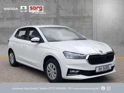 Weiss Neu 2025 Skoda Fabia Essence Limousine | 20.990 € (Fairer Preis)