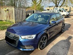 Blau Gebraucht 2016 Audi A3 Kombi | 10.850 € (Fairer Preis)