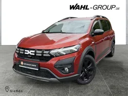 Braun Gebraucht 2023 Dacia Jogger Extreme Kombi | 24.500 €