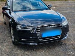 Blau Gebraucht 2015 Audi A4 Ambiente Kombi | 9.500 € (Teuer)