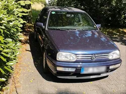Blau Gebraucht 1995 VW Golf Cabriolet Cabrio | 1.100 €