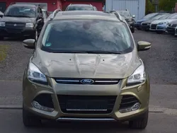 Ginger ale metallic Gebraucht 2013 Ford Kuga Titanium SUV | 9.999 € (Fairer Preis)