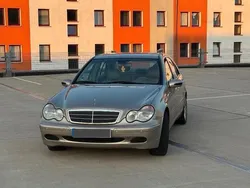 Beige Gebraucht 2001 Mercedes C220 Elegance Limousine | 4.500 €