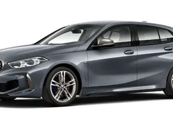 Grau Gebraucht 2024 BMW M135 Comfort Edition Kleinwagen | 40.545 € (Fairer Preis)