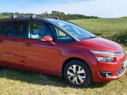 Rot Gebraucht 2016 Citroën C4 Picasso Exclusive Van / Kleinbus | 10.500 € (Fairer Preis)