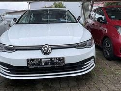 Weiß Gebraucht 2022 VW Golf VIII Style Limousine | 20.990 € (Guter Preis)
