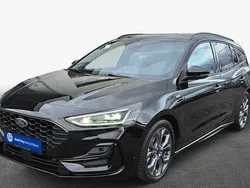 Schwarz Gebraucht 2023 Ford Focus ST-Line Kombi | 22.425 € (Superpreis)
